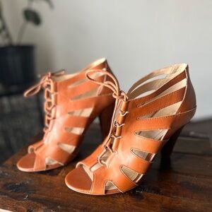BCBGeneration Giles Leather Lace Up Bootie Heels Shoe brown Women's Size 10B/40